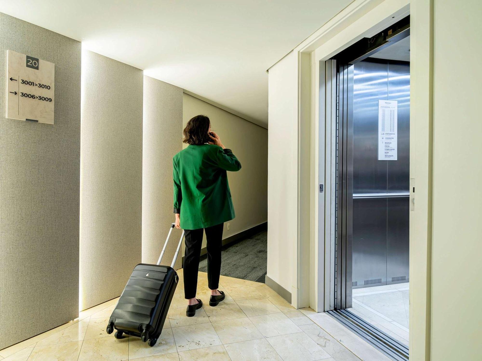 Mercure Sao Paulo Ibirapuera Privilege Bagian luar foto